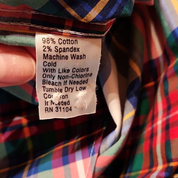 Crown & Ivy Button Down Classic Fit Casual Shirt Medium, Red Green Holiday Plaid - Picture 7 of 9